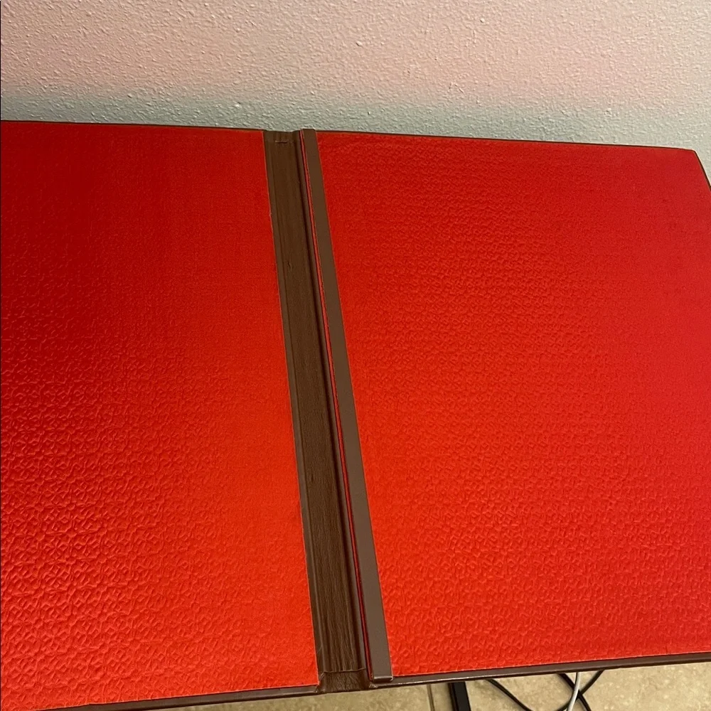 1970s leather book - Picture 2 of 7
